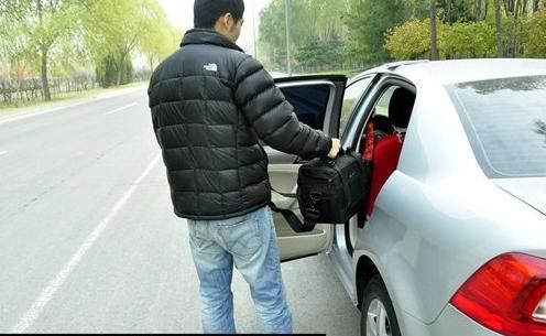 高速公路开车技_高速开车有什么要求_高速开车基本常识