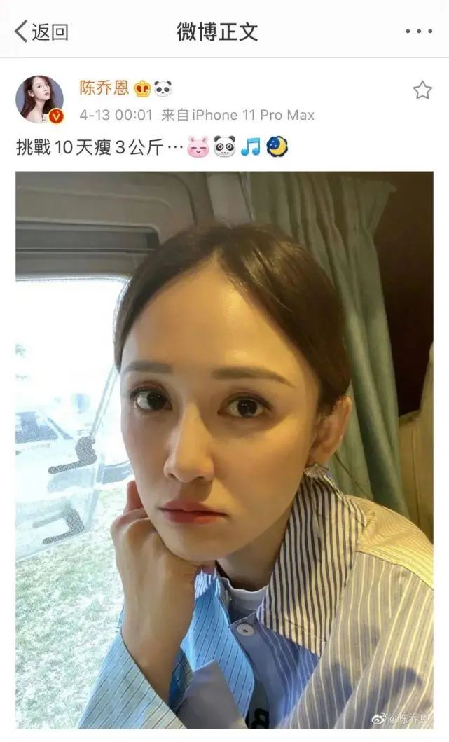大妈吃醋扇健身房教练_大妈掌掴健身房教练_健身房大妈打男私教
